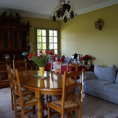 Le Relais De Dalibray Bed & Breakfast Seraincourt